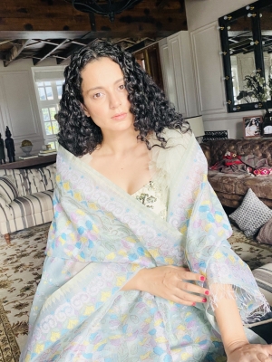 Kangana Ranaut wears Manipuri phanek for a fashion cause.