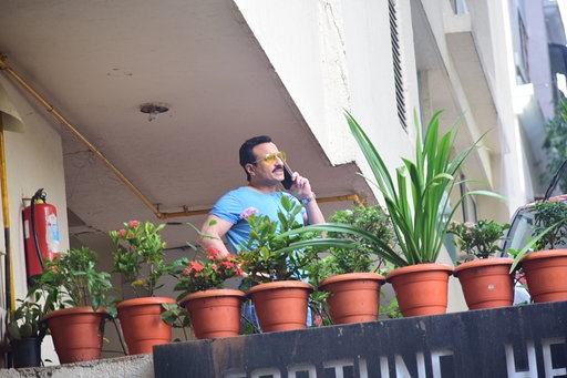 Mumbai: Actor Saif Ali Khan seen at Bandra in Mumbai on Aug 31, 2020. (Photo: IANS)