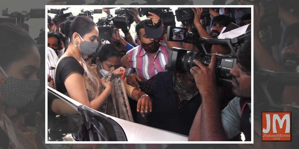 Bengaluru: Actress Ragini Dwivedi arrives to appear before the Central Crime Branch