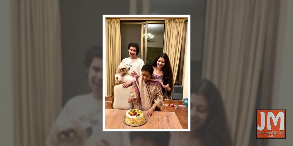 Asha Bhosle celebrates 87th birthday with family.