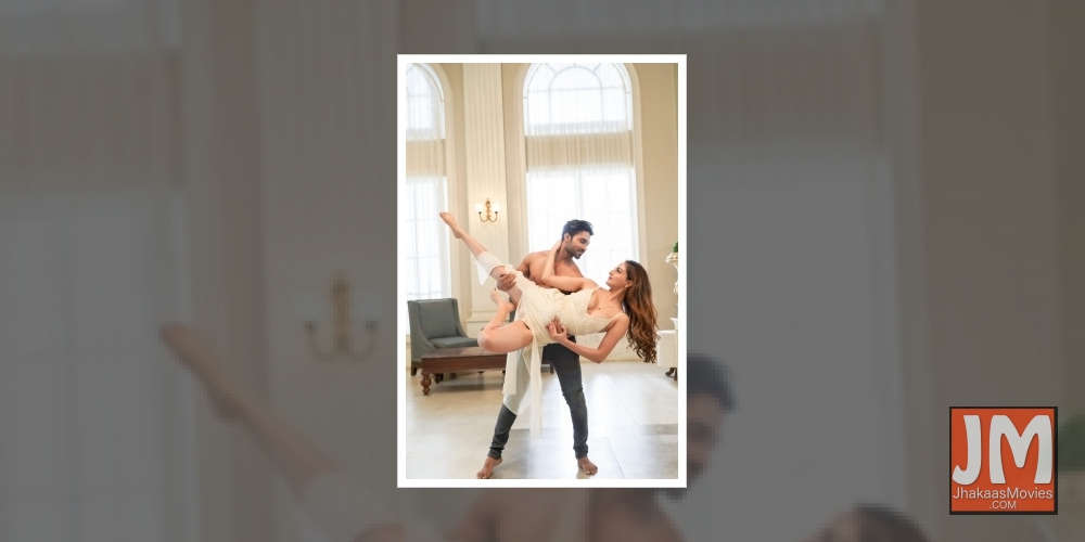 Bekhayali' singer Sachet Tandon's new song has elements of contemporary dance.