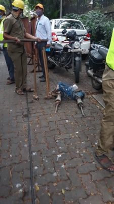 Mumbai: The BrihanMumbai Municipal Corporation (BMC) carries out demolition of unauthorised modifications/extensions at the Bandra office of Bollywood actress Kangana Ranaut in Mumbai on Sep 9, 2020. (Photo: IANS)