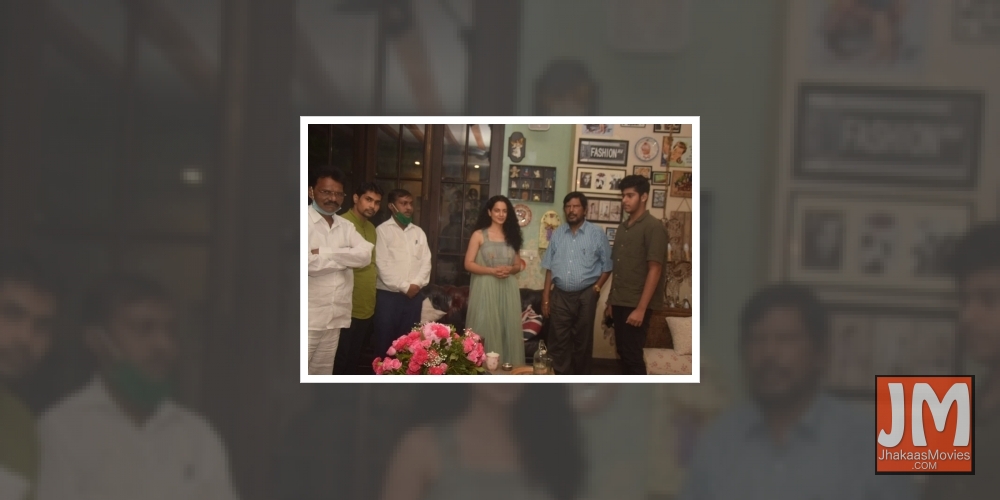 Ramdas Athawale visits Kangana as mark of solidarity.