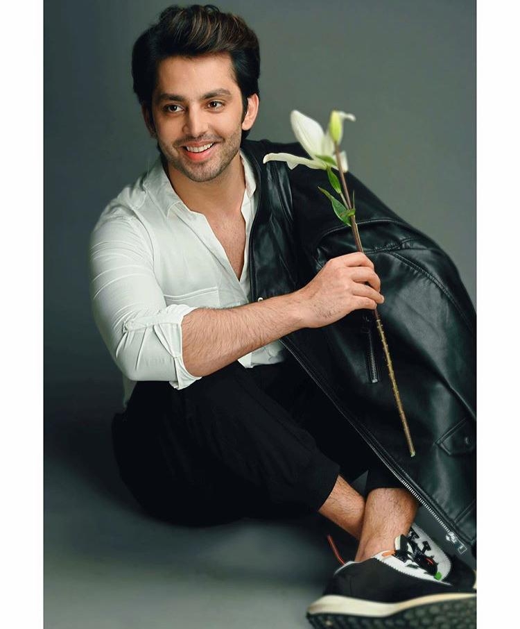 More strength to Kangana and her team: Himansh Kohli.