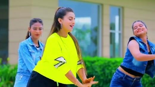 Akshara singh tells her admirers "Tu Sudharba Na", goes viral!