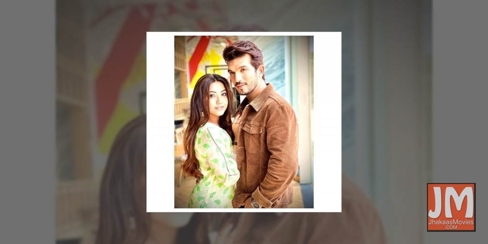 TV actor Arjun Bijlani returns in a music video with 'repeat value'.