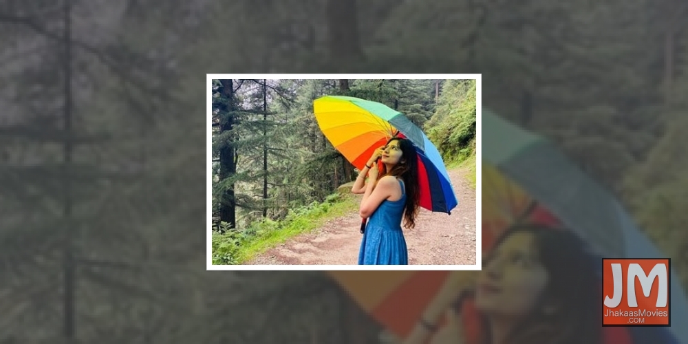 Akanksha Bhandari owes her new song to an auto ride in the rains.