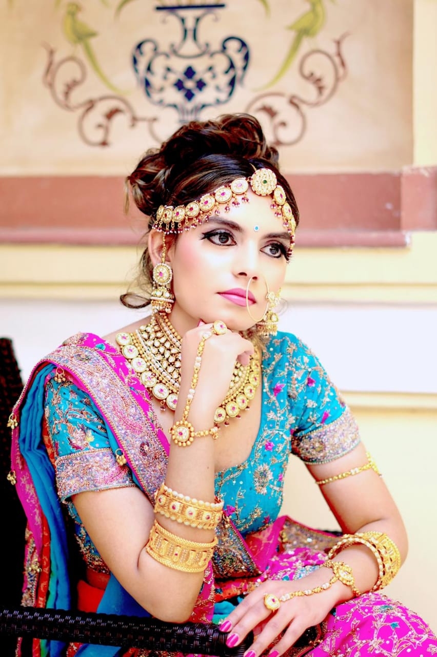 Kumar Sanu's daughter Shannon K exhort people to be themselves in new song.