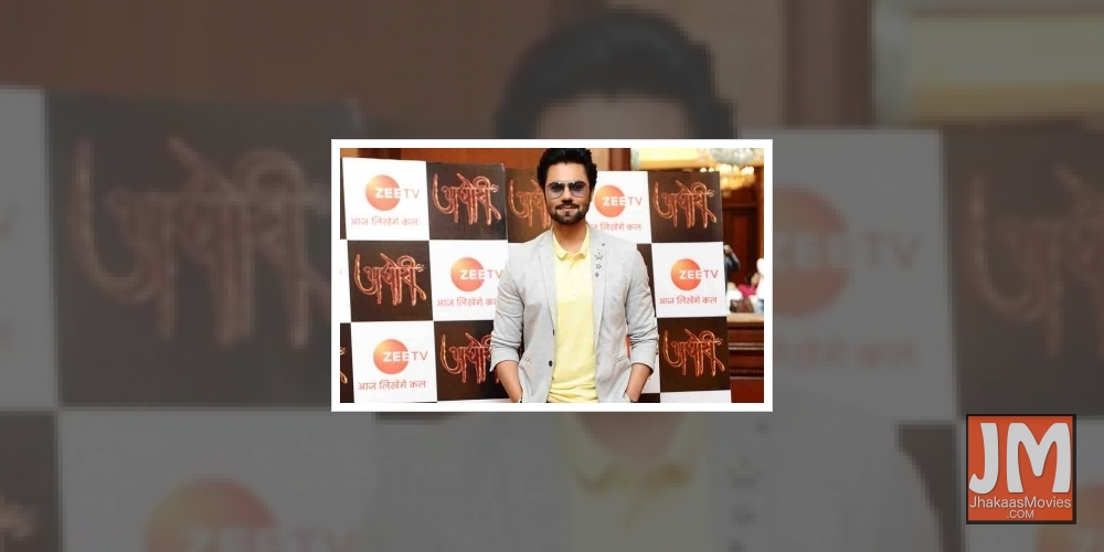 TV actor Gaurav Chopraa shares first glimpse of newborn son