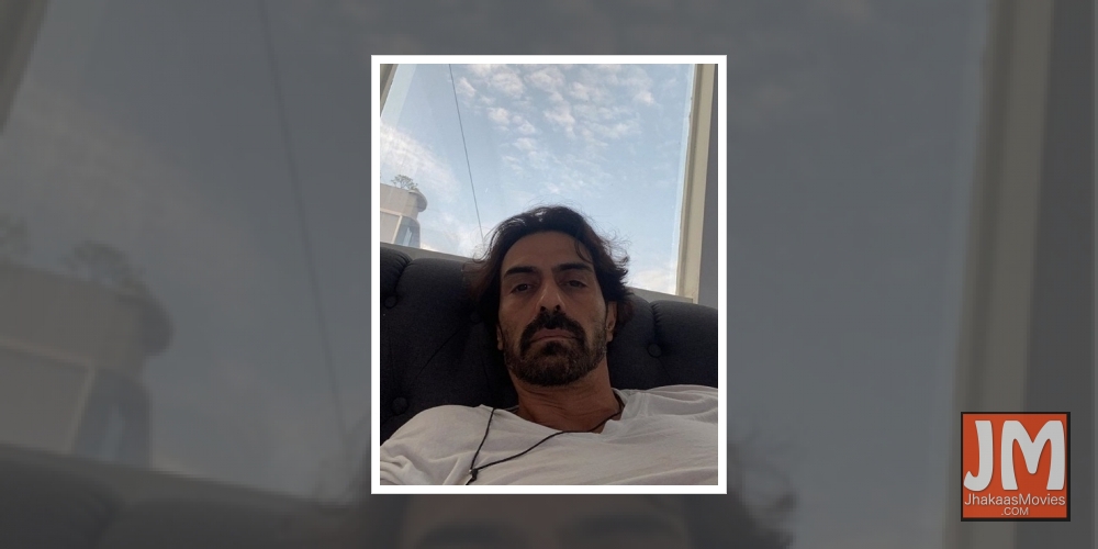 Manav Kaul, Anand Tiwari test positive on set, Rampal home quarantined.