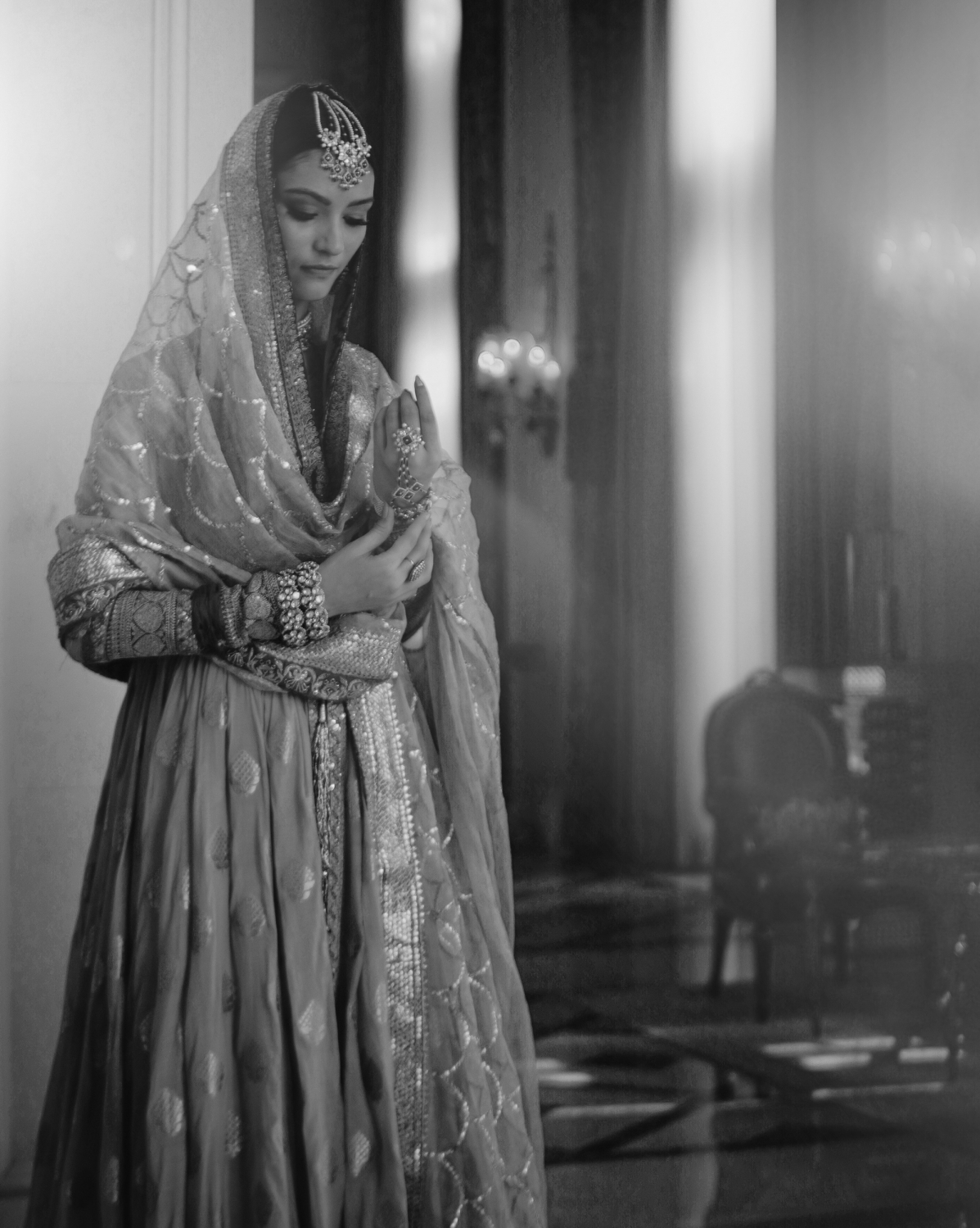 Manish Malhotra's closes digital ICW with opulence.