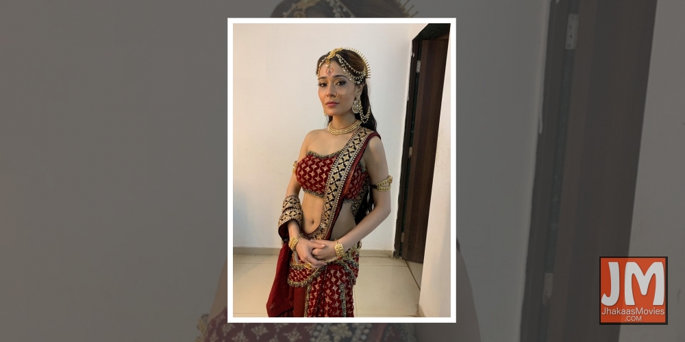 Sara Khan back to work.