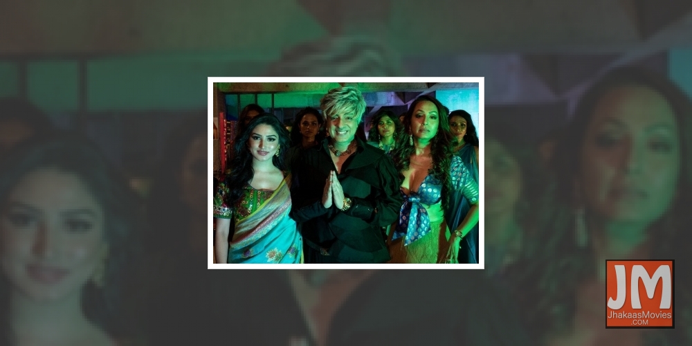 Kashmera Shah, Donal Bisht unite with designer Rohit Verma to aid sex workers imagaes