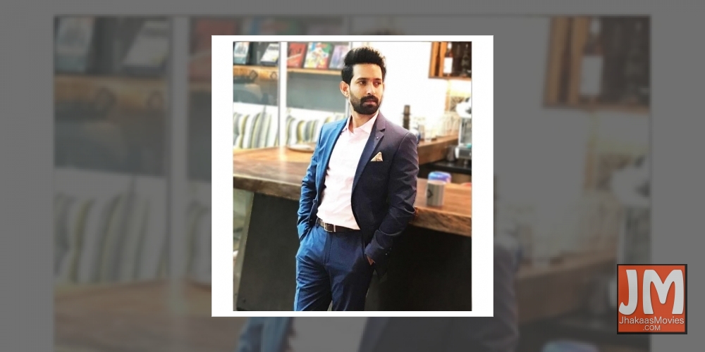 Aakanksha Singh to play Ajay Devgn's wife in 'MayDay'.