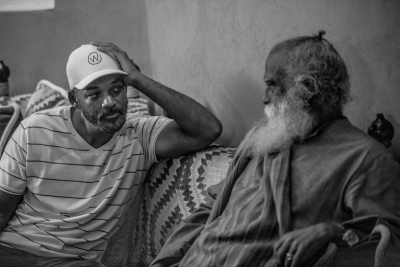 Sadhguru and Will Smith (Photo: Twitter@SadhguruJV)