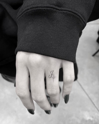 Hailey expresses love for Justin Bieber with new tattoo