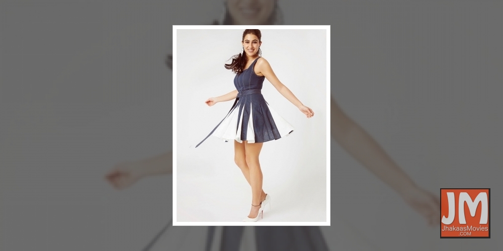 Sara Ali Khan pens Shayari, hopes it 'won't be dismissed'.