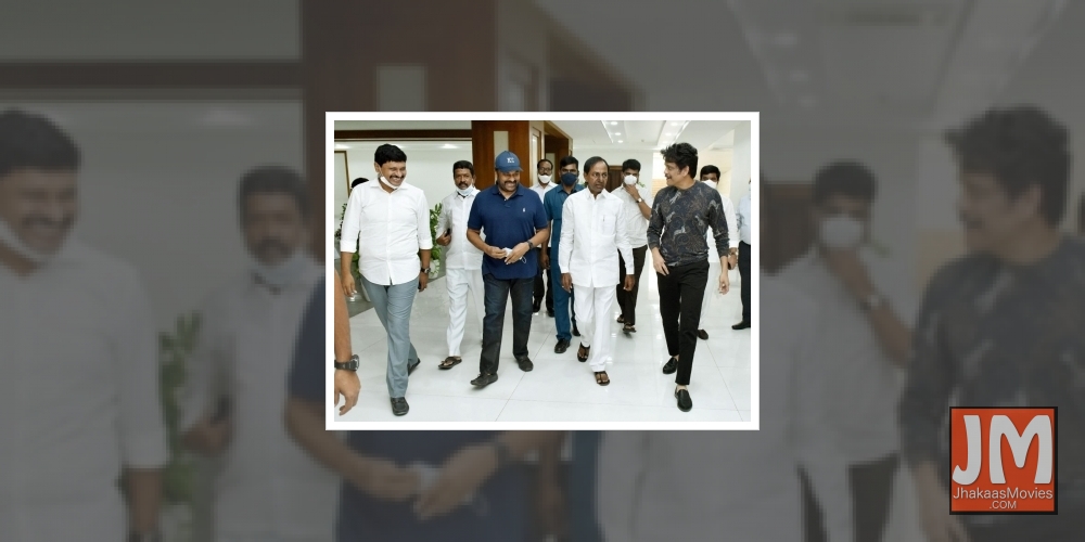 Hyderabad: Telugu actors Chiranjeevi and Nagarjuna called on Telangana Chief Minister K. Chandrasekhar Rao at Pragathi Bhavan in Hyderabad on Nov 7, 2020.