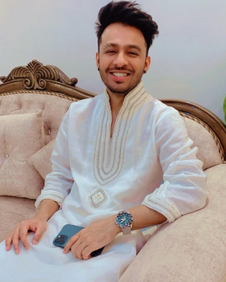 Reality TV twist: Younger music artistes move in as judges, mentors.