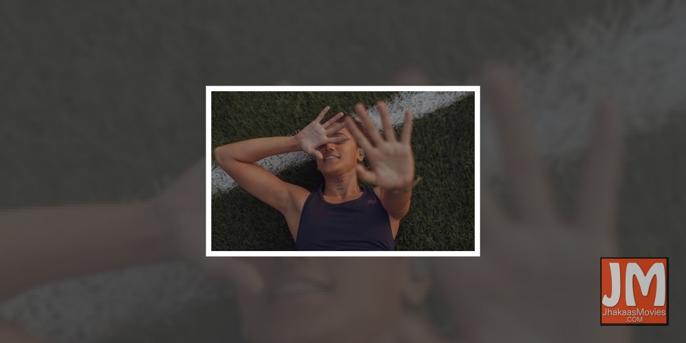 Taapsee Pannu has a hilarious post about an emoji.