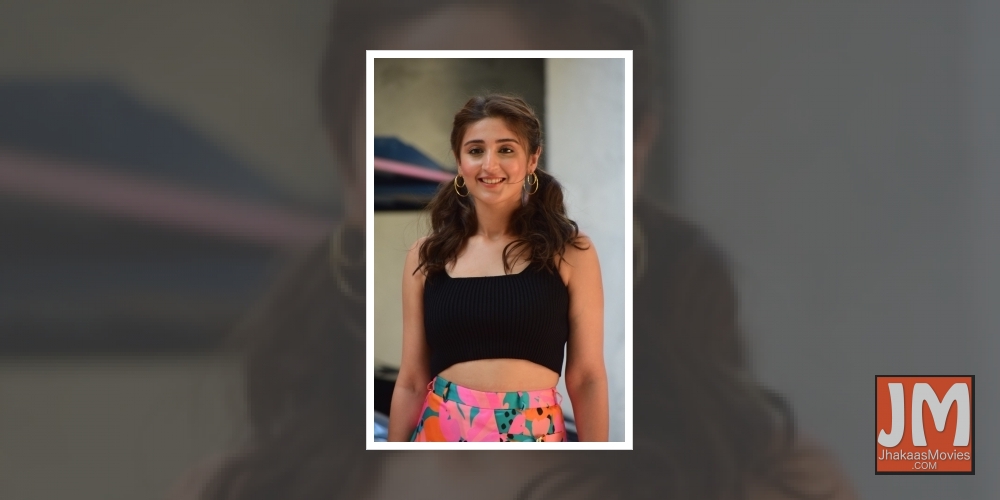 Dhvani Bhanushali starts shooting for her next project