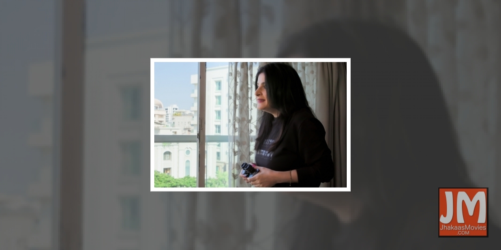 Maheep Kapoor likes to keep track of her neighbourhood.