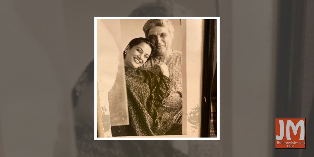 Shabana Azmi shares pic with Javed Akhtar ahead of 36th anniversary.