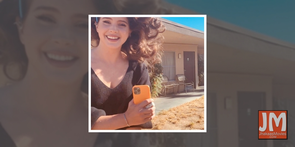 Lana Del Rey engaged to musician Clayton Johnson?.