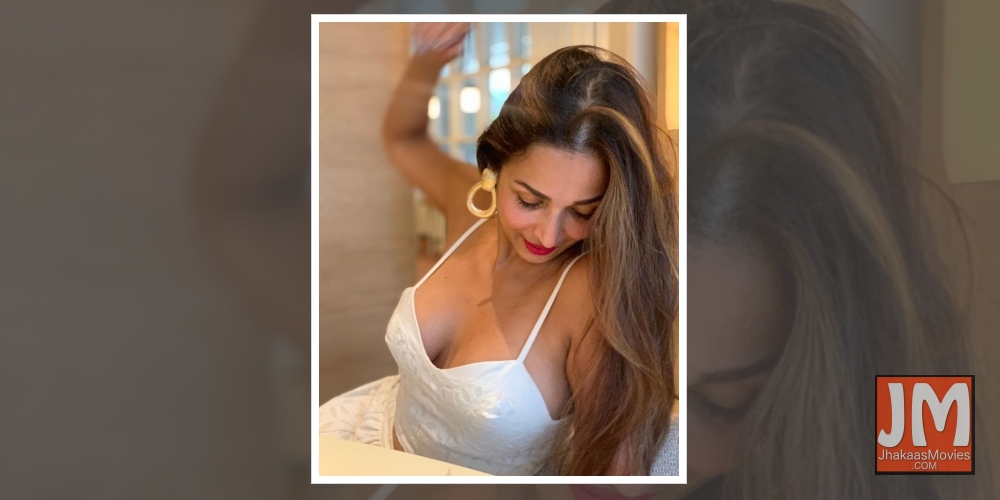 Malaika Arora believes in smiling and being happy