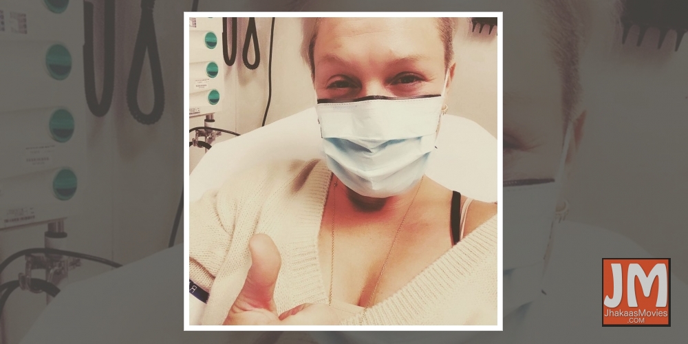 Pink fractures ankle, says 2020 is the gift that keeps on giving