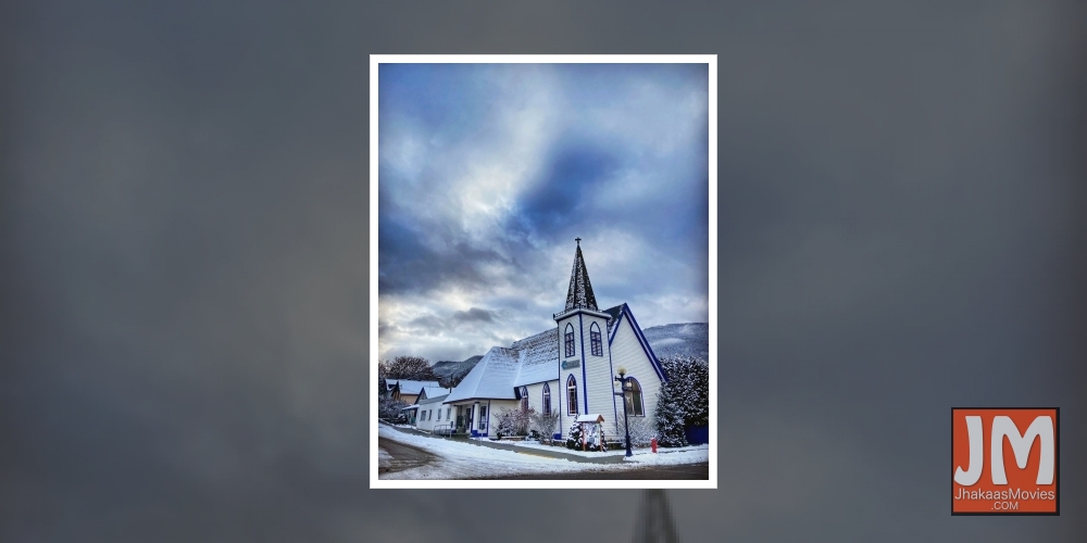 Lisa Ray takes a break from social media