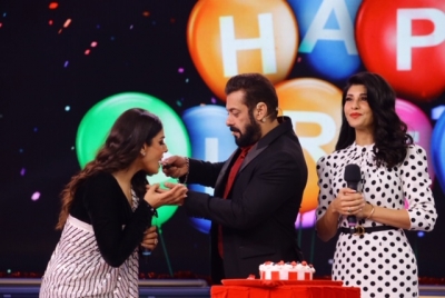 Bigg Boss 14: Salman Khan gets special birthday tribute -