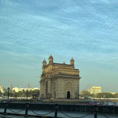 Nimrat Kaur reminds 2020 is the year we lost Irrfan Khan