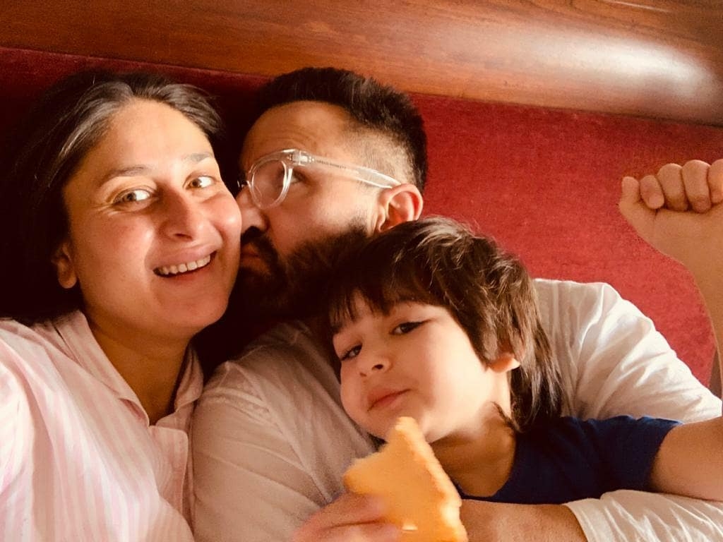 Kareena: 2020 would not have been possible without the two loves of my life. (instagram)