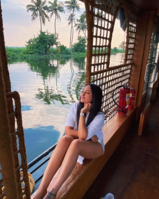 Bollywood actress Sonakshi Sinha is currently holidaying in Kerala. On Monday, she posted a string of pictures on Instagram, posing on a houseboat.