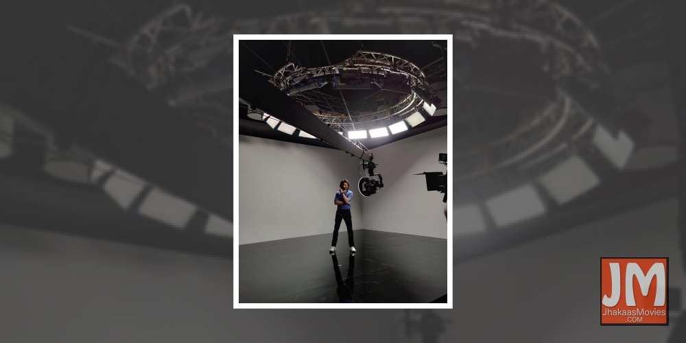 Kartik Aaryan shares picture from first shoot in 2021