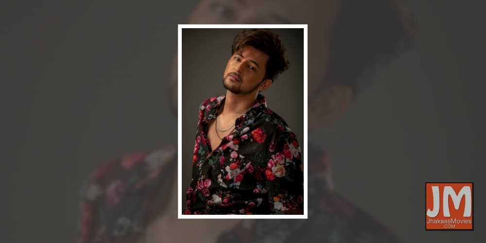 Singer Darshan Raval feels surreal that his monsoon song Ek tarfa has crossed 100 million views on YouTube. Darshan had dropped the song last July.