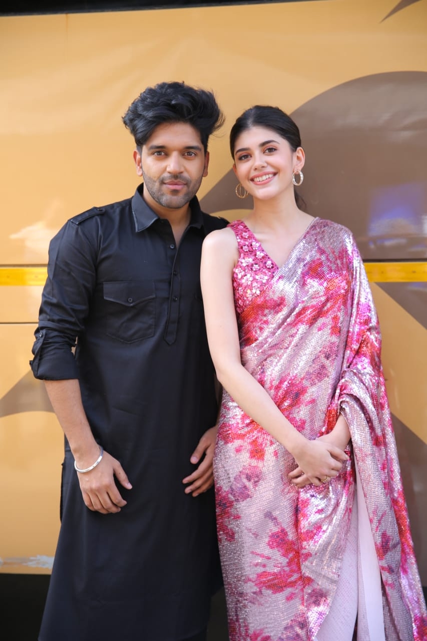 Mumbai:  Guru Randhawa and Sanjana Sanghi seen at Kapil Sharma Show in FilmCity on Jan 10, 2021. (Photo: IANS)