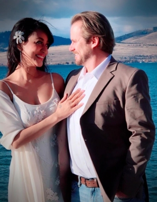 Bollywood and television actress Vedita Pratap Singh has tied the knot with her longtime beau Aaron Edward Sale, who is a US national.