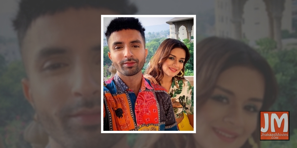 Singer-composer Akull has unveiled a new track titled Faraar. He says he loves to create songs that are relatable, and have unique and fresh flavours of music.