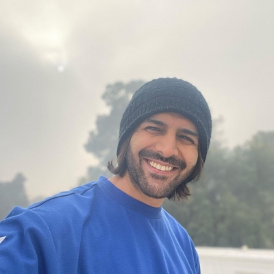 Kartik Aaryan shares his definition of real happiness.(photo:Instagram)