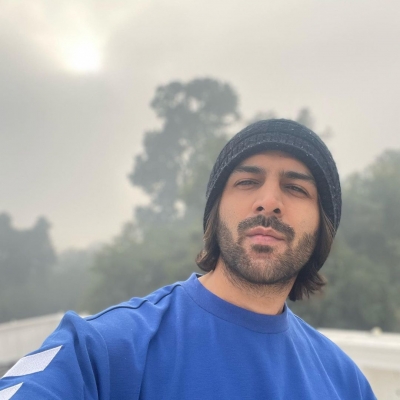 Kartik Aaryan shares his definition of real happiness.(photo:Instagram)
