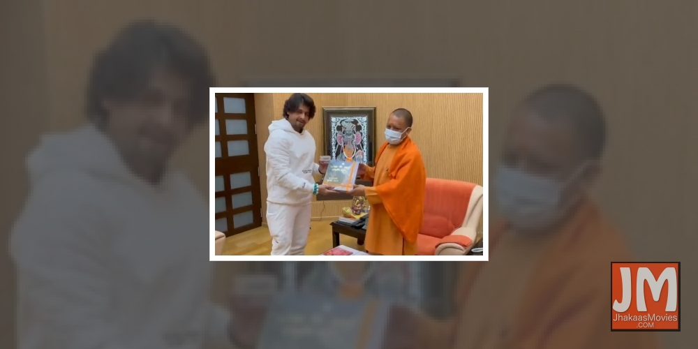 Sonu Nigam meets Yogi after visiting Ayodhya.