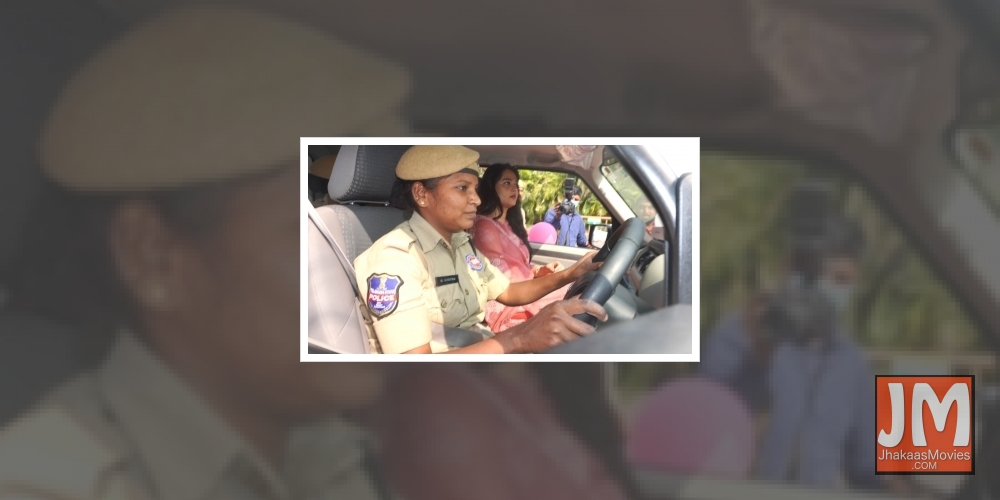 women police officers are real stars, says Anushka.