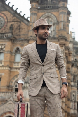 Actor Salim Diwan has revealed that he has adopted 12 children, and he looks after their education. He points out there is a stigma around adoption in our country.