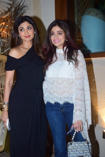 Mumbai: Shilpa Shetty and family SPOTTED at BASTIAN WORLI on Sunday 07 February 2021.(Photo: IANS)