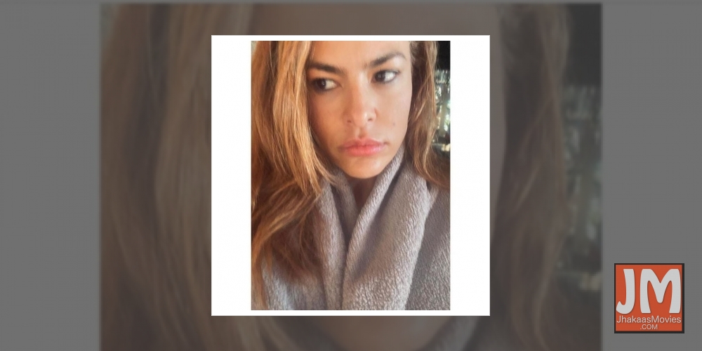 Eva Mendes offers help to fellow mothers