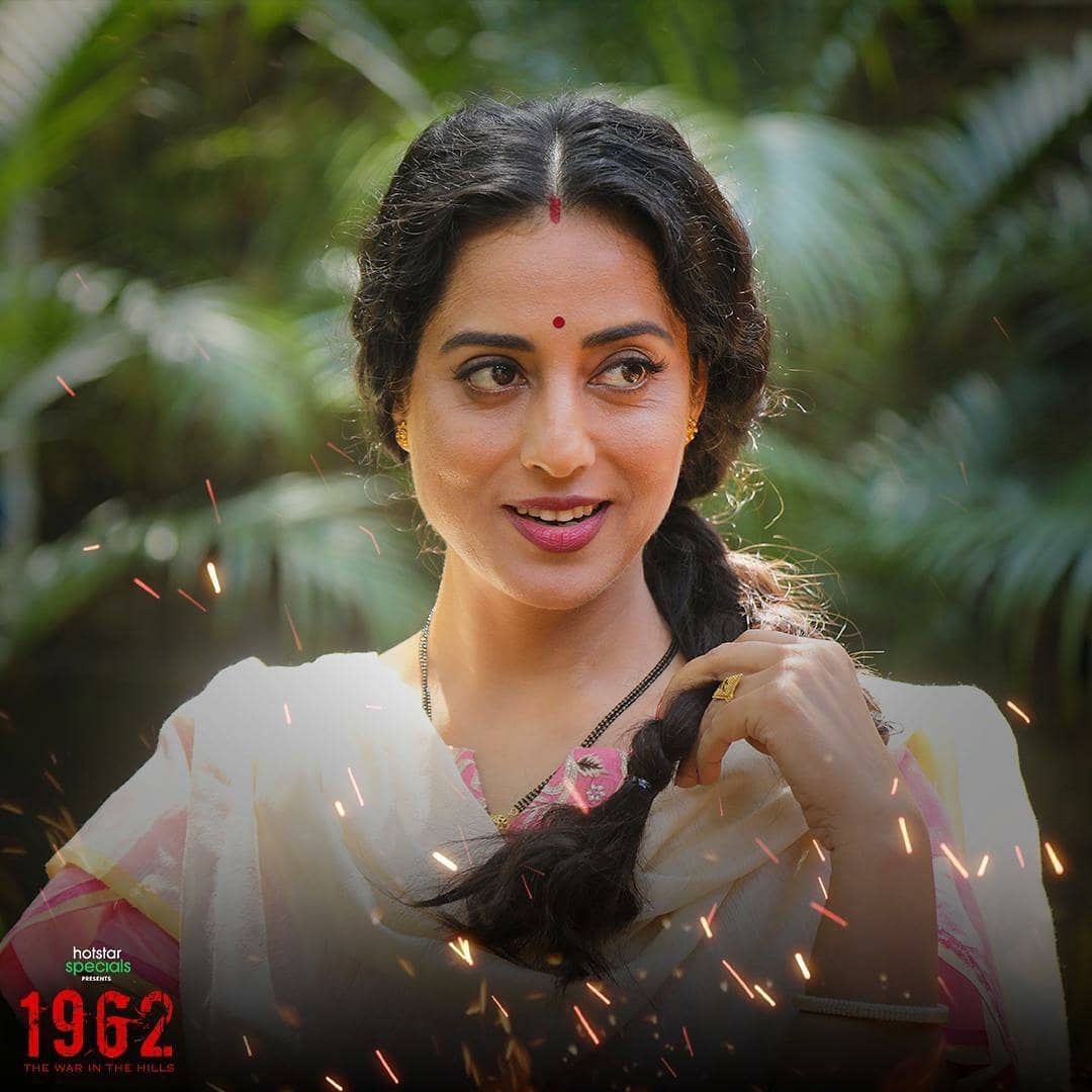 Mahie Gill 'got emotional' on reuniting with Dev.D co-star Abhay Deol for new series.(photo:instagram)