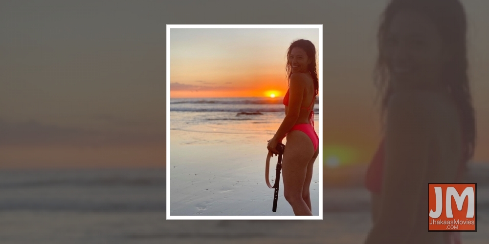 Charlie Day, Jenny Slate, Gina Rodriguez in rom-com 'I Want You Back'.