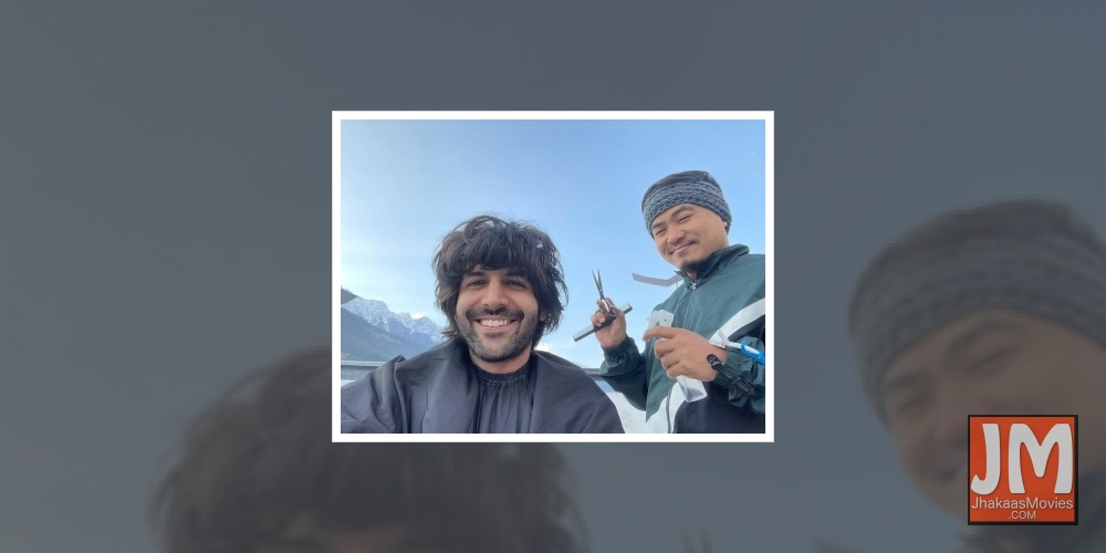 Kartik Aaryan gets haircut in Manali amid 'Bhool Bhulaiyaa 2' schedule.